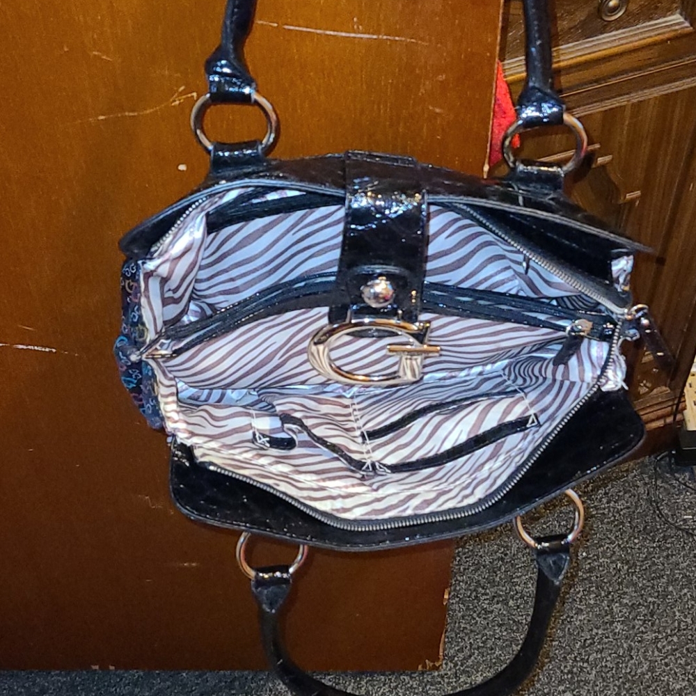 Guess Handbag - Picture 2 of 7